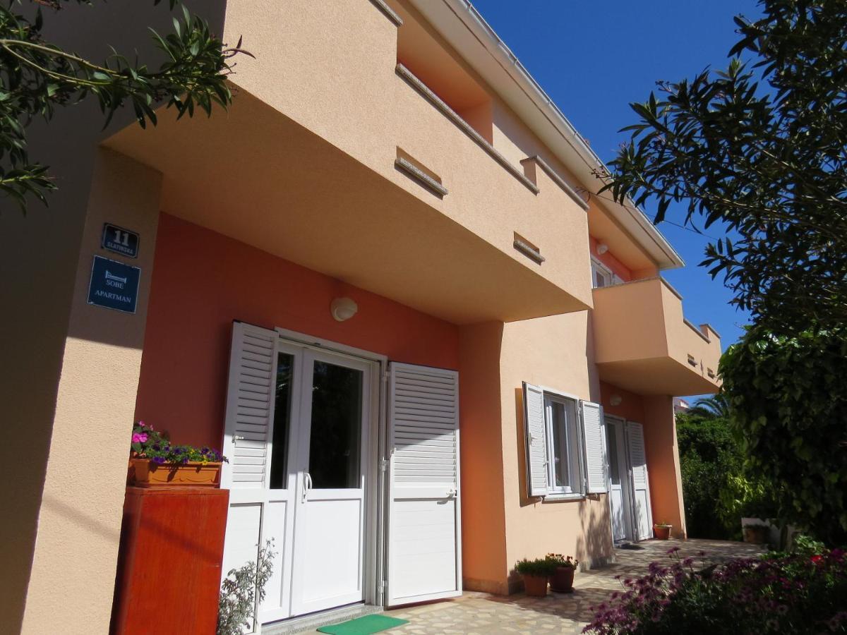 Apartment And Rooms Amenka Novalja Dış mekan fotoğraf